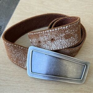 Le Chateau Brown Leather Shabby Distressed Belt With Silver Tone Buckle Sz S